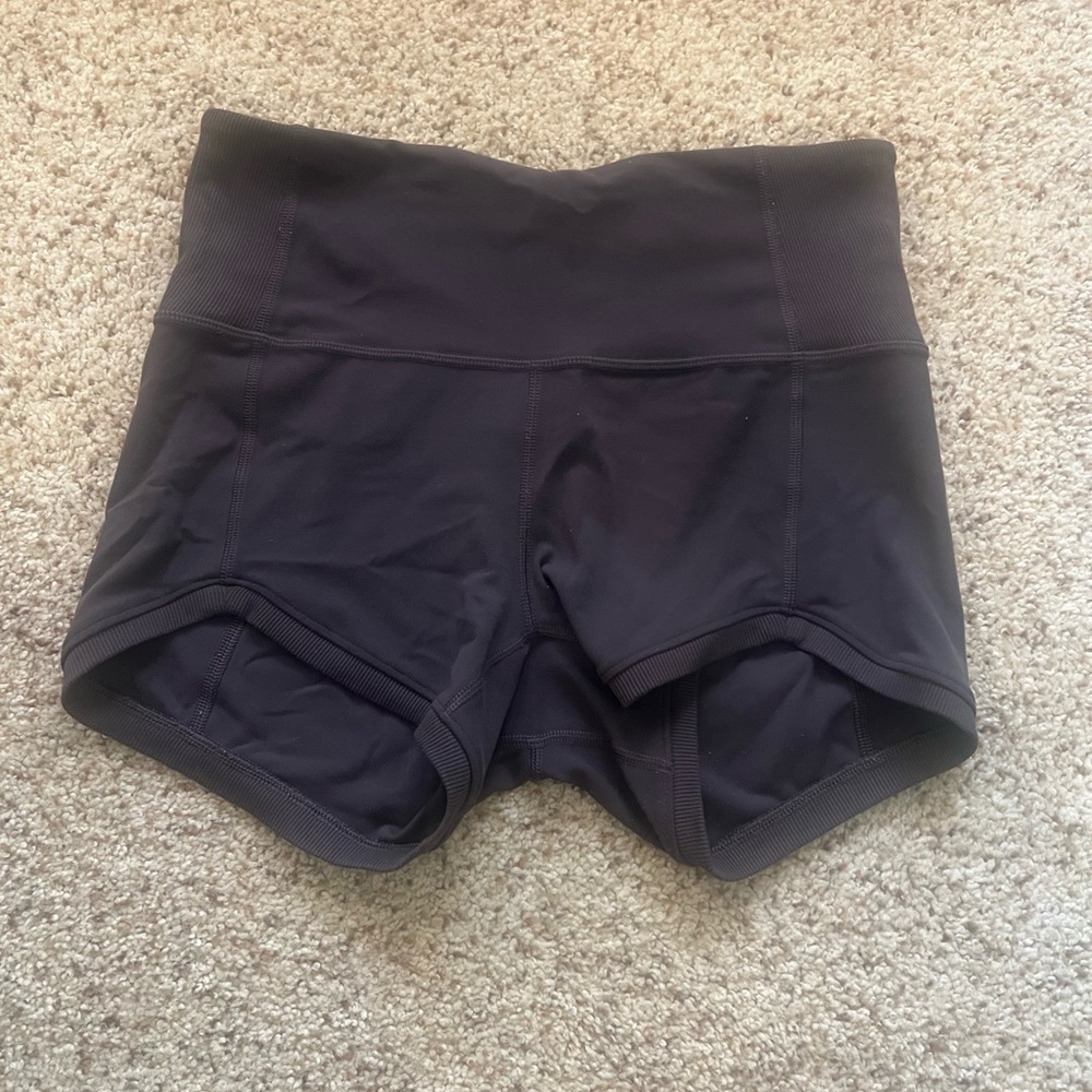 Athleta fitted shorts size small gray